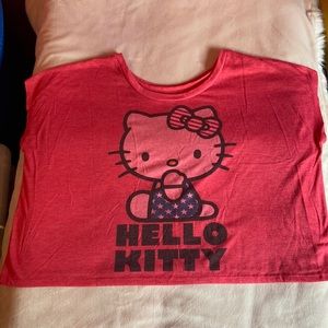 3x$10🖤 Hello Kitty sz M cropped oversized Americana Hello Kitty graphic top